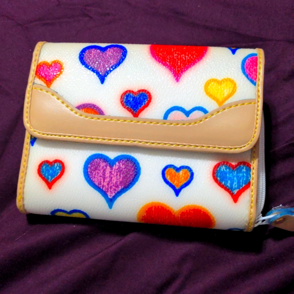VINTAGE HEART WALLET ❤️💚💛💜💙🧡